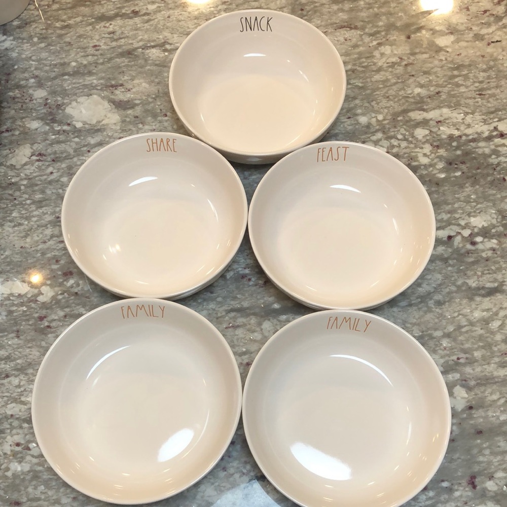 Rae Dunn Bowl🥣